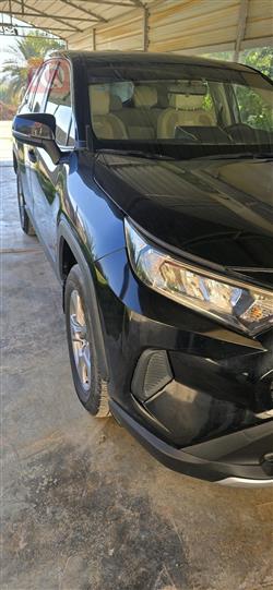 تۆیۆتا ڕاڤ 4